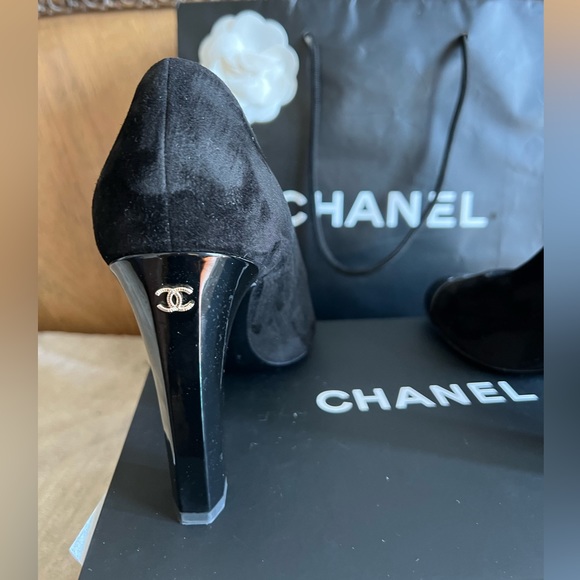 Chanel Cap Toe Blk Suede  Platform High Heel Round Toe W Pump size 9.5 - Picture 16 of 16
